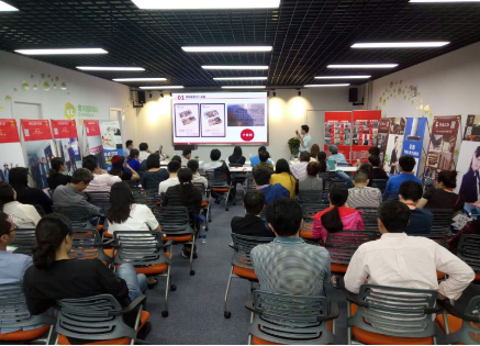 loft公寓裝修設(shè)計圖